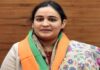 करहल में अखिलेश को चुनौती देंगी अपर्णा, कहा- टिकट मिली तो लड़ सकती हूं चुनाव